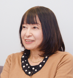 小川 真永美氏